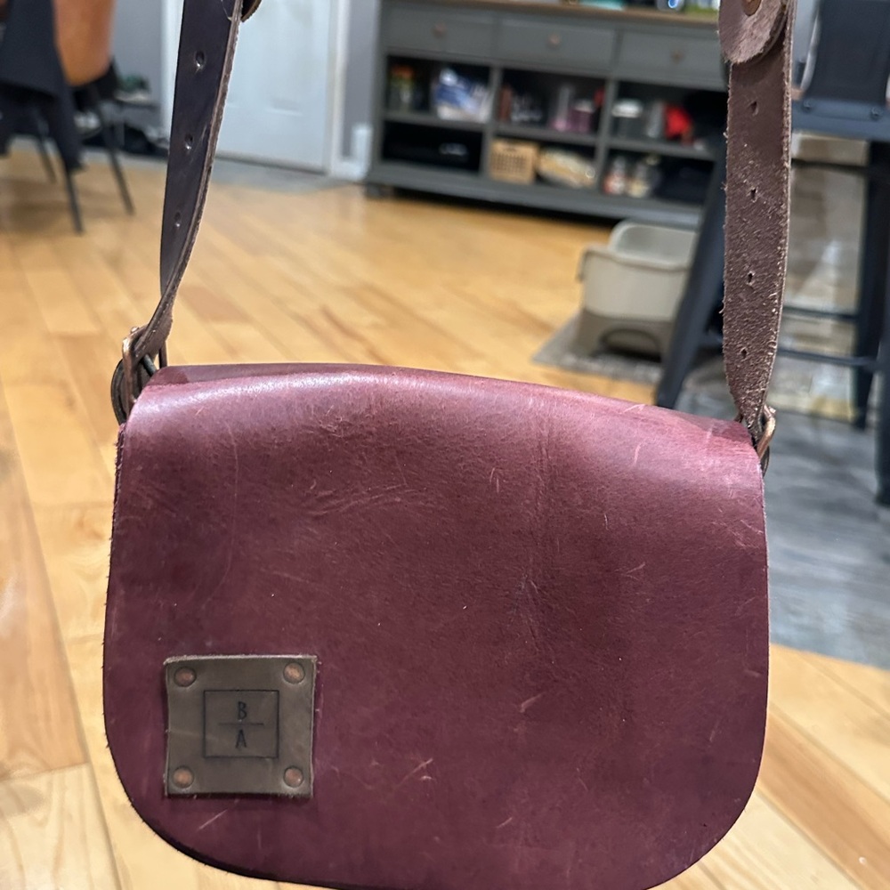 Bergamot+Amor The Craftsbury Common Burgundy Leather Saddle Bag - Picture 2 of 16